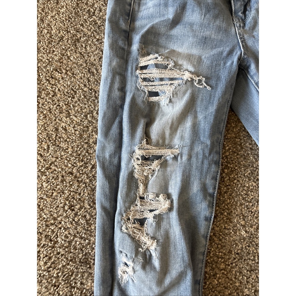 American Eagle Distressed High Rise Jeans Size 2 Short - Picture 2 of 5